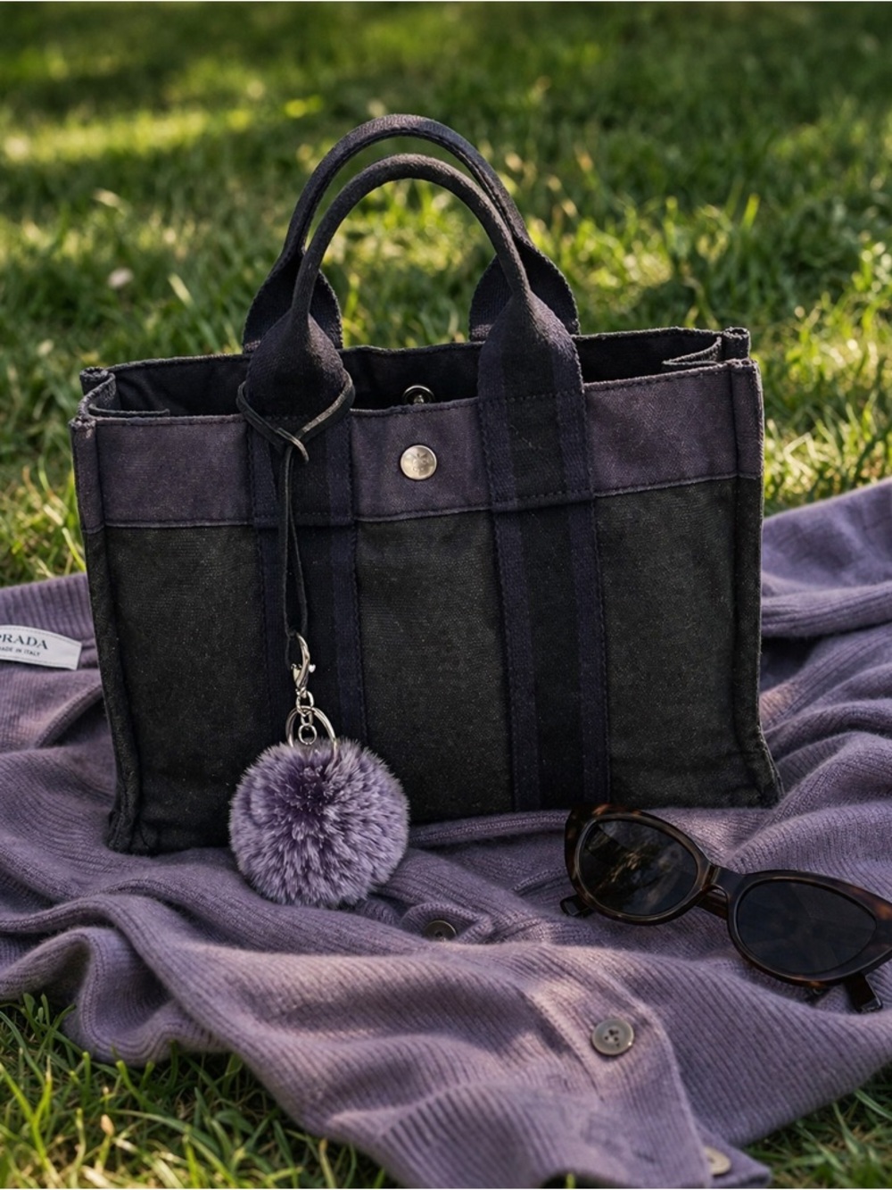 Hermès Fourre-Tout Canvas Tote – Classic Everyday Luxury - Picture 16 of 16